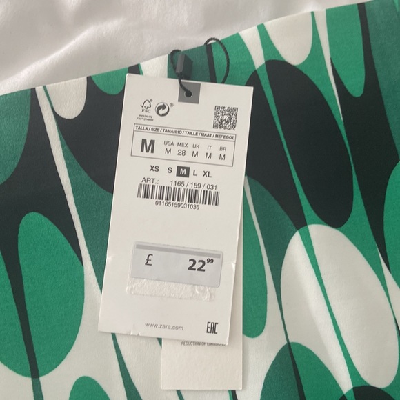 Zara mini skirt - Picture 2 of 2